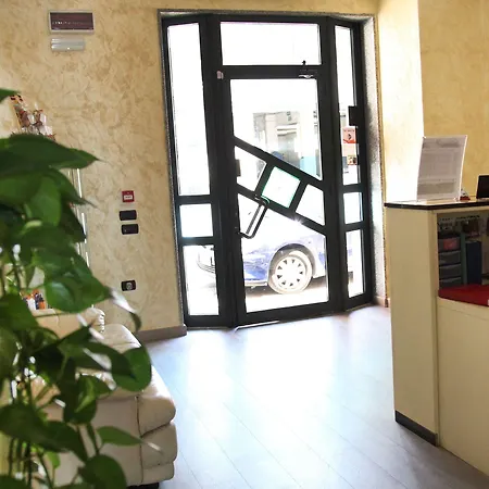 Hotel Sogni D'Oro Airport-3